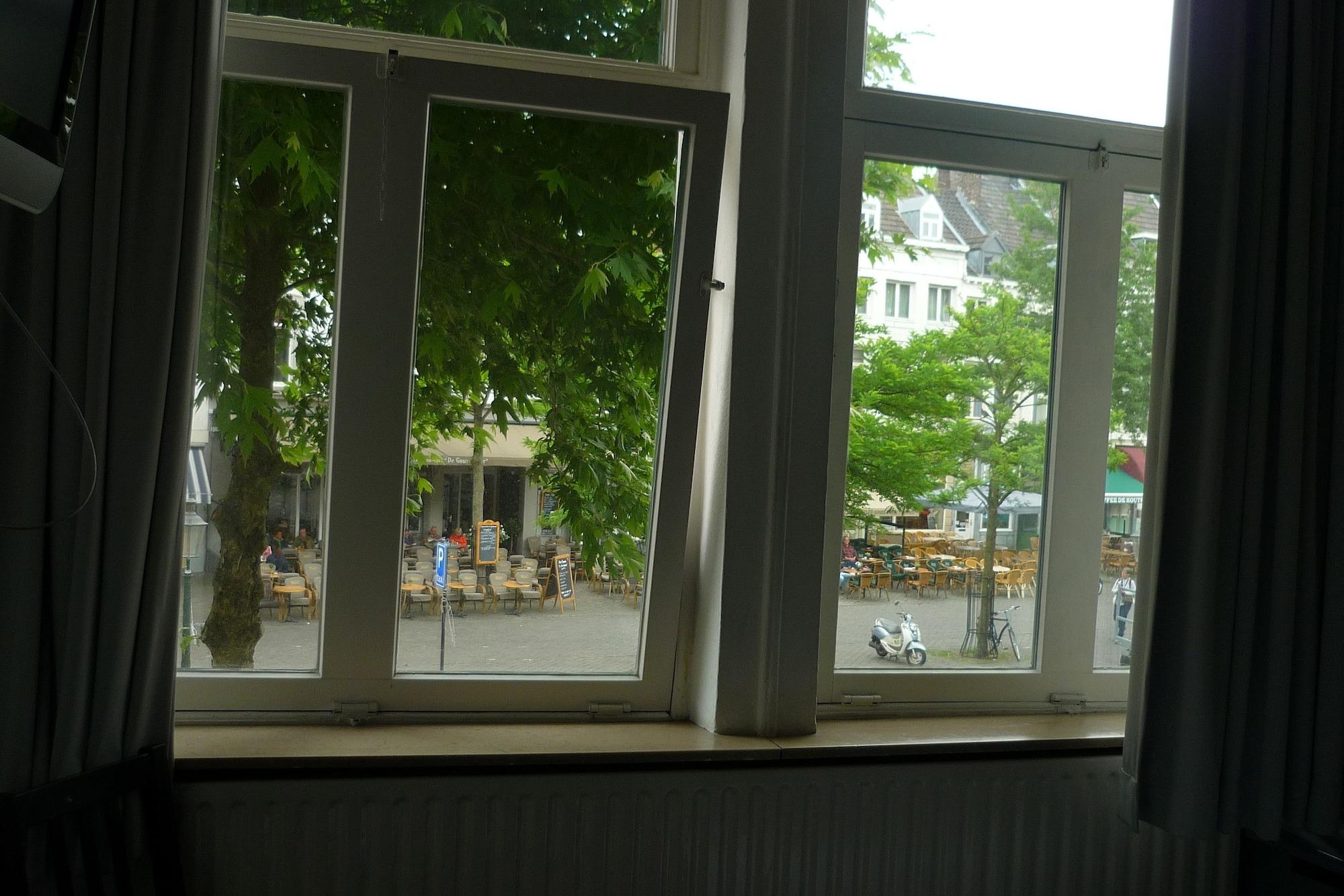 Hotel Beez Maastricht Eksteriør billede